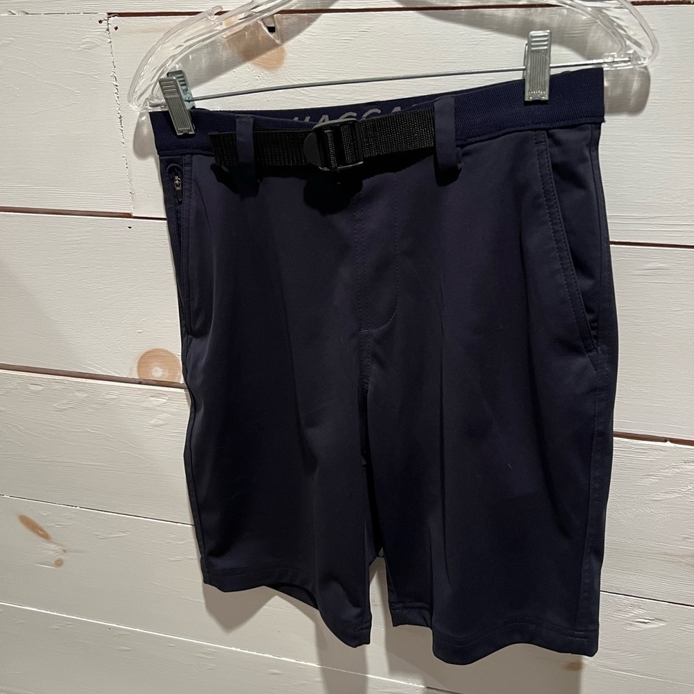 Haggar men’s the active series jogger short size 30, navy blue, EUC, belted